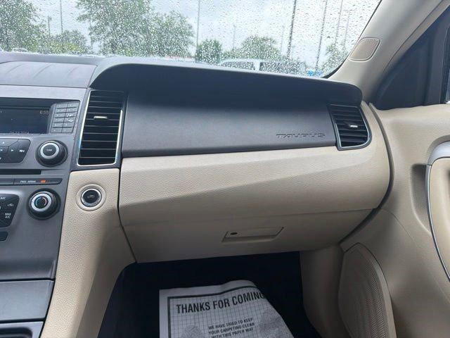 2018 Ford Taurus SE