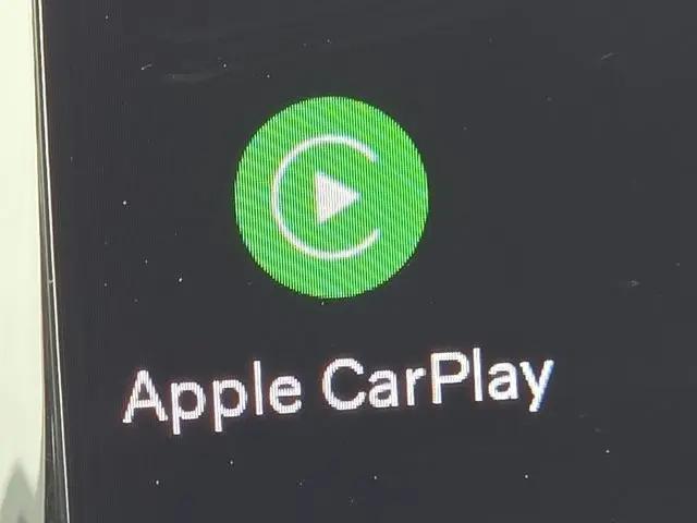 2024 Volvo S60 B5 Plus Dark Theme