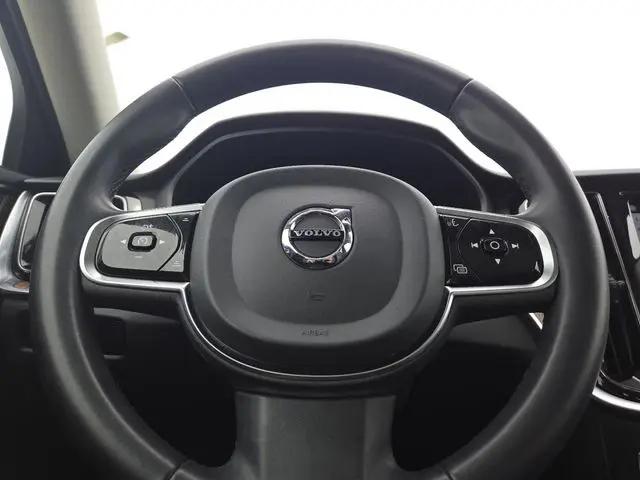 2024 Volvo S60 B5 Plus Dark Theme