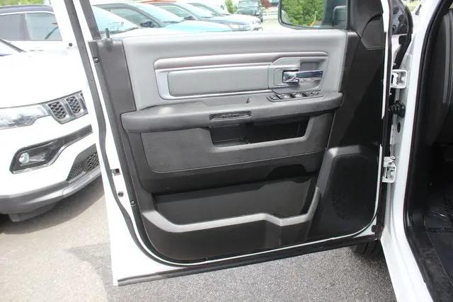 2024 Ram 1500 Classic SLT Quad Cab 4x4 6'4" Box