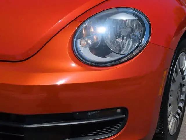 2016 Volkswagen Beetle 1.8T SE