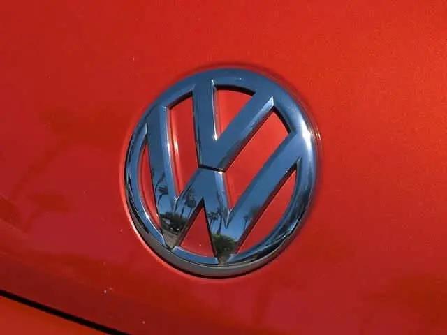 2016 Volkswagen Beetle 1.8T SE