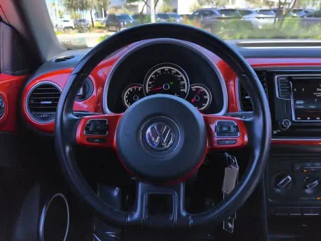 2016 Volkswagen Beetle 1.8T SE