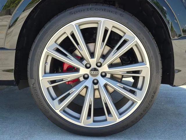2026 Audi Q8 Prestige Plus 55 TFSI quattro Tiptronic