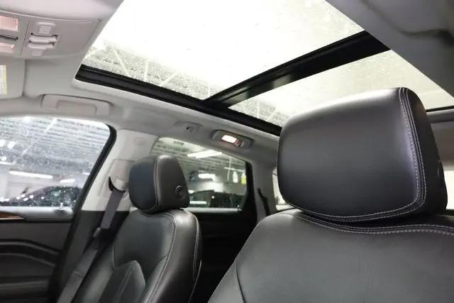 2012 Cadillac SRX Luxury Collection