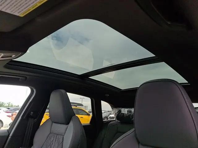 2026 Audi SQ5 Premium Plus TFSI quattro S tronic