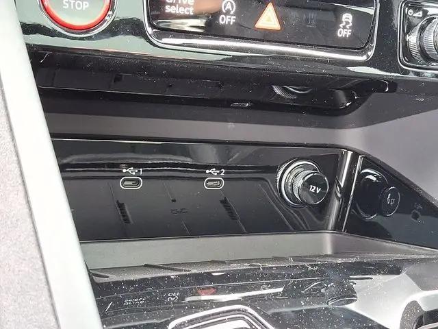 2026 Audi SQ5 Premium Plus TFSI quattro S tronic