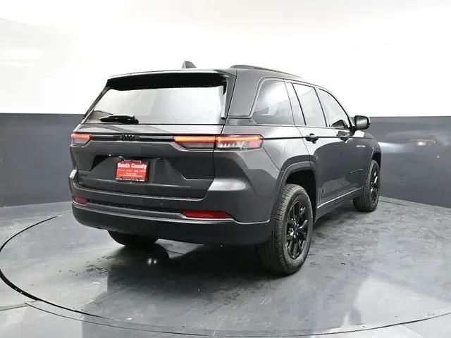 2026 Jeep Grand Cherokee Altitude 4x4