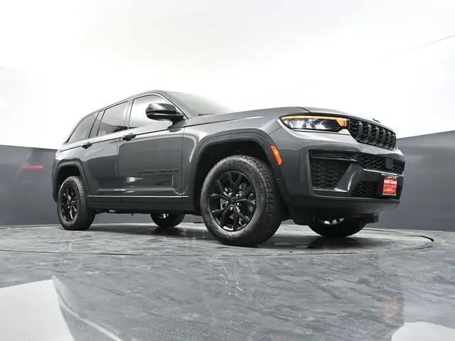 2026 Jeep Grand Cherokee Altitude 4x4