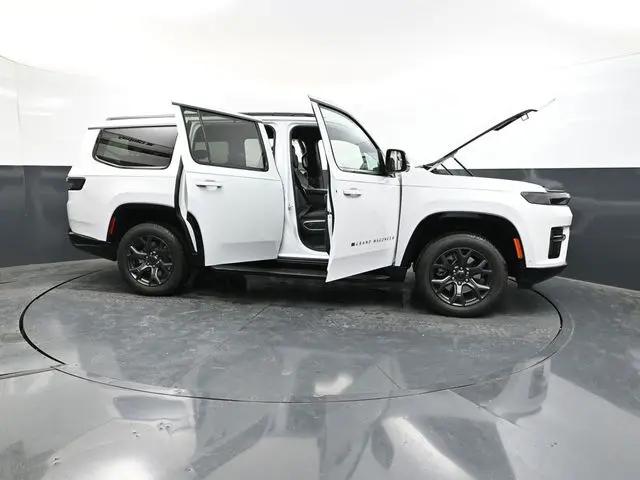 2026 Jeep Grand Wagoneer Limited Altitude 4x4