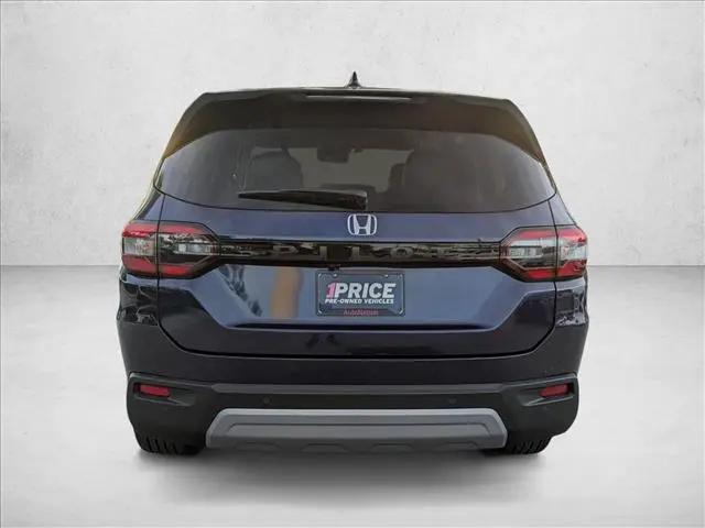 2023 Honda Pilot 2WD EX-L 8 Passenger