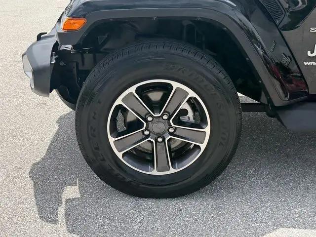 2023 Jeep Wrangler 4-Door Sahara 4x4