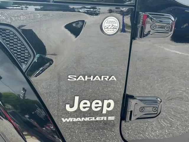 2023 Jeep Wrangler 4-Door Sahara 4x4