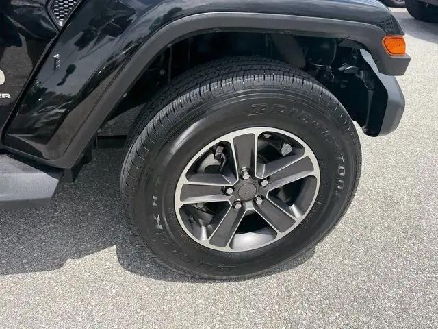 2023 Jeep Wrangler 4-Door Sahara 4x4
