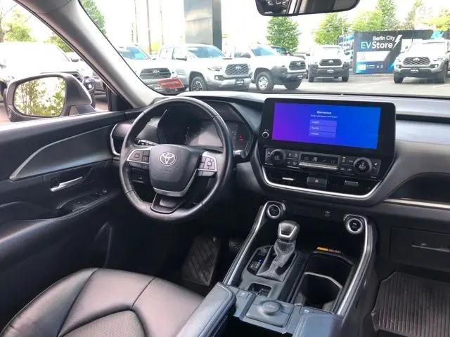 2024 Toyota Grand Highlander Hybrid XLE