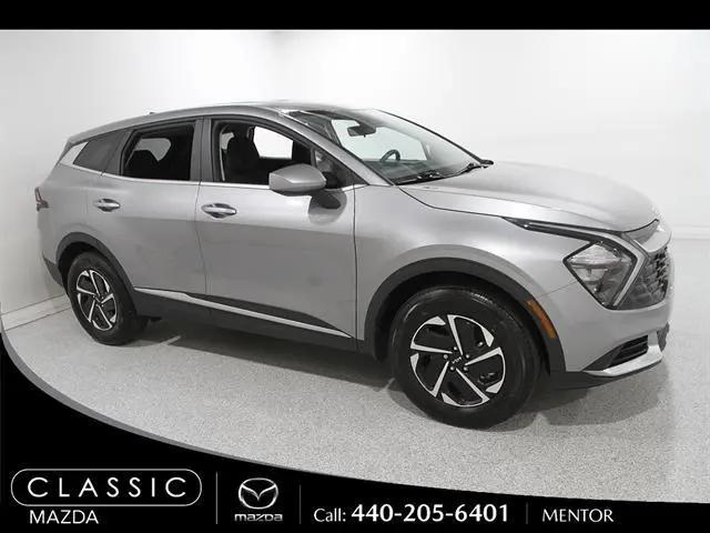 2023 Kia Sportage Hybrid LX for sale in Mentor, OH