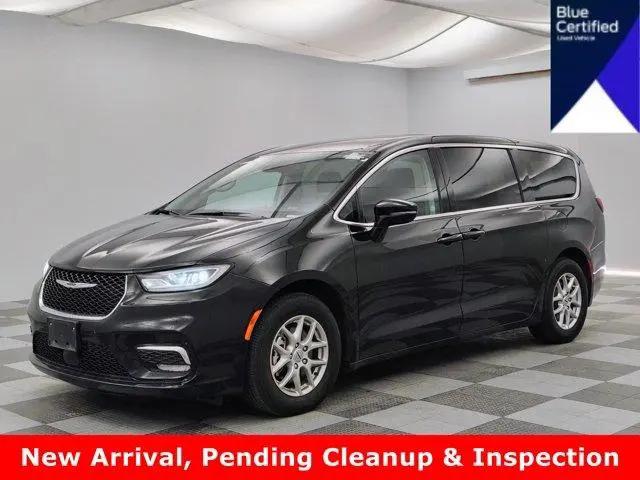 2024 Chrysler Pacifica Touring L for sale in Granger, IA