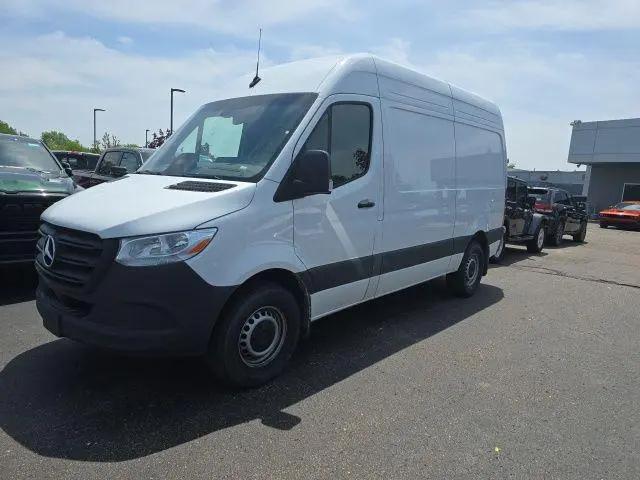 2025 Mercedes-Benz Sprinter 2500 Standard Roof 4-Cyl Diesel HO for sale in Fenton, MI
