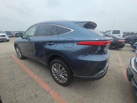 2022 Toyota Venza LE