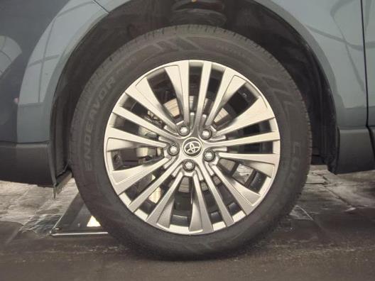 2022 Toyota Venza LE