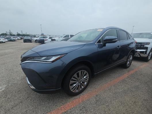 2022 Toyota Venza LE
