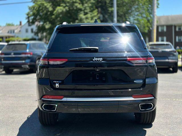 2022 Jeep Grand Cherokee Summit 4x4