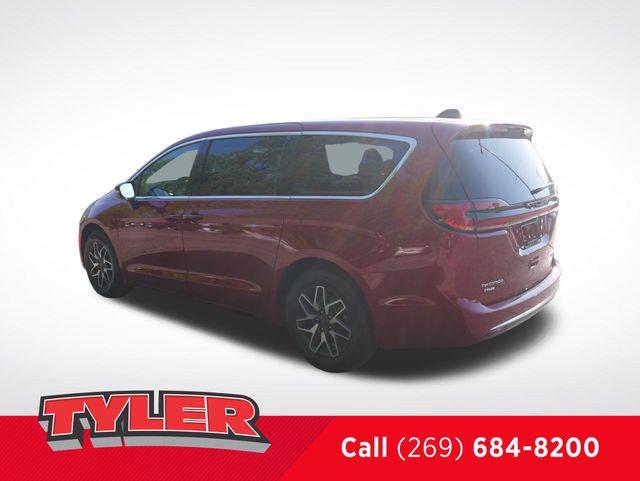2027 Chrysler Pacifica Limited