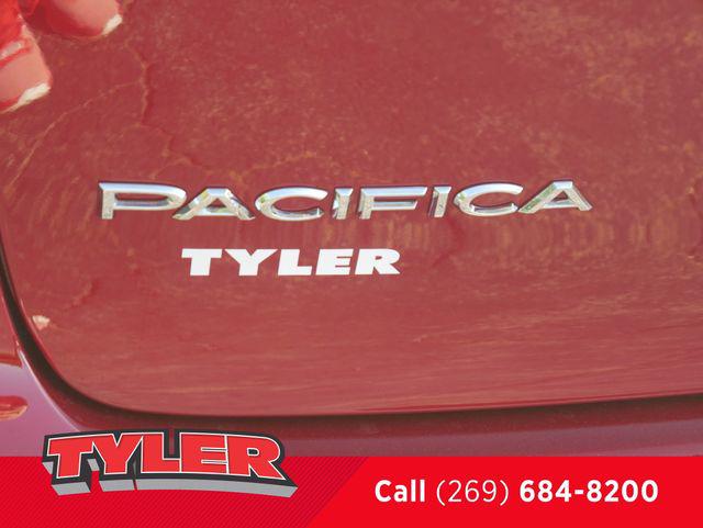 2027 Chrysler Pacifica Limited