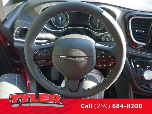 2027 Chrysler Pacifica Limited