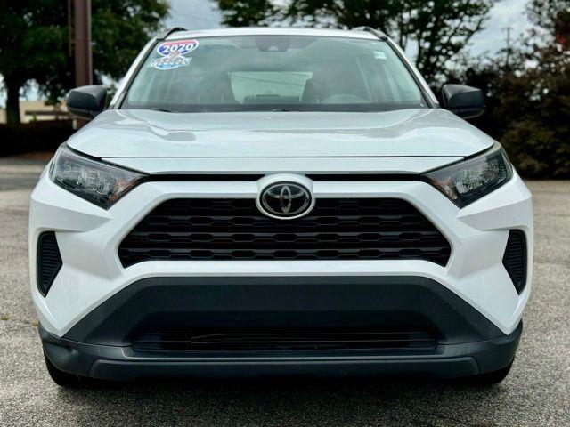 2020 Toyota RAV4 LE