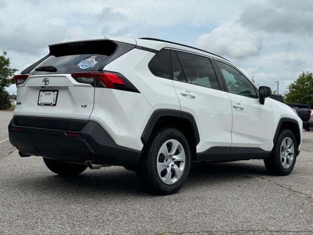 2020 Toyota RAV4 LE