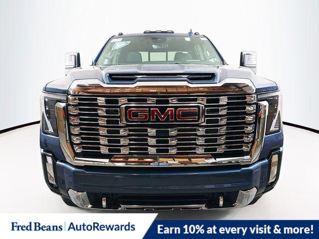 2026 GMC Sierra 2500HD Crew Cab, Standard Bed, Denali, 4WD