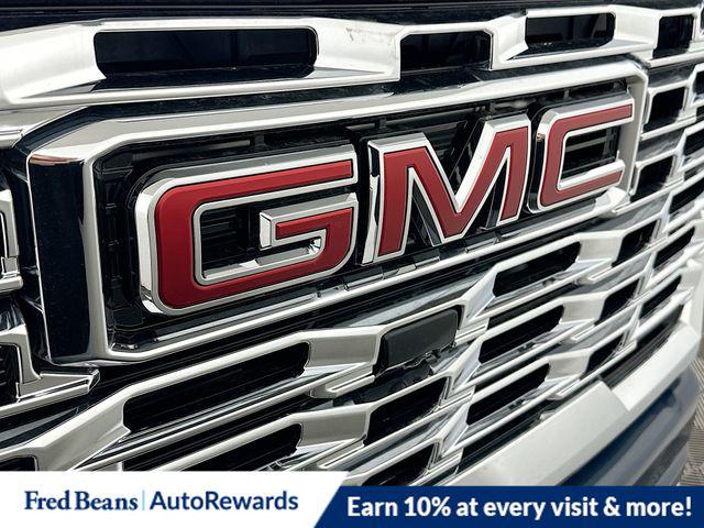 2026 GMC Sierra 2500HD Crew Cab, Standard Bed, Denali, 4WD