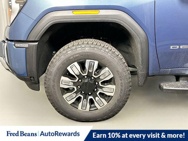 2026 GMC Sierra 2500HD Crew Cab, Standard Bed, Denali, 4WD
