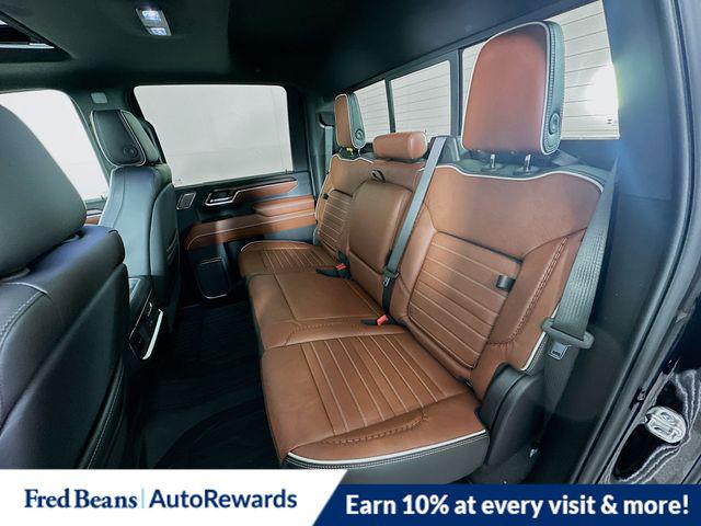 2026 GMC Sierra 2500HD Crew Cab, Standard Bed, Denali Ultimate, 4WD