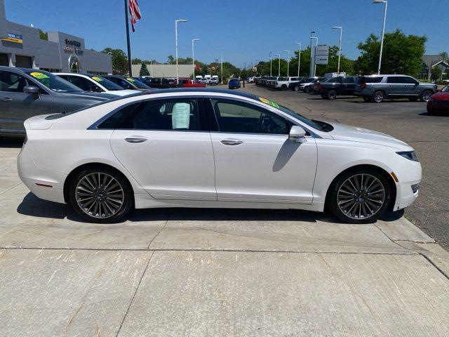 2015 Lincoln MKZ Base