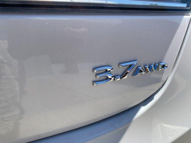 2015 Lincoln MKZ Base