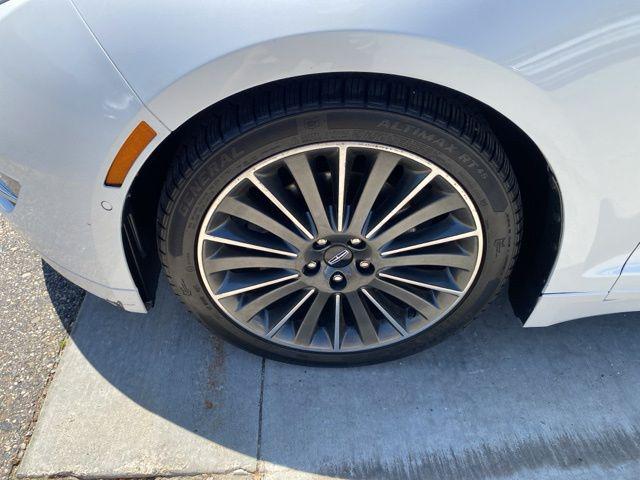 2015 Lincoln MKZ Base