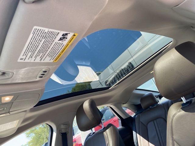 2015 Lincoln MKZ Base