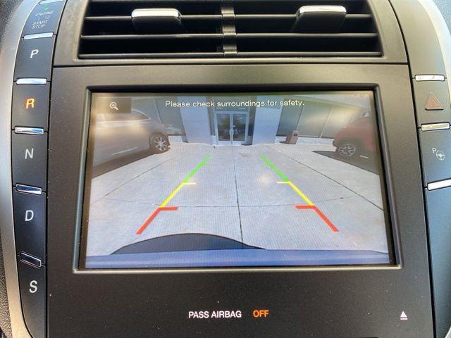 2015 Lincoln MKZ Base