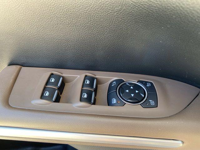 2015 Lincoln MKZ Base