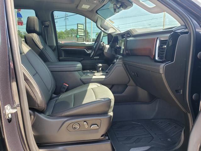 2024 GMC Sierra 1500 4WD Crew Cab Short Box Denali