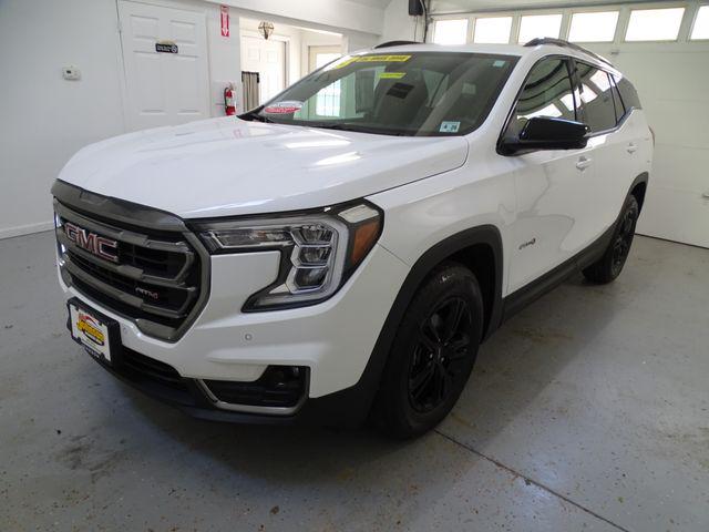 2023 GMC Terrain AWD AT4