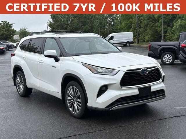 2021 Toyota Highlander Hybrid Platinum