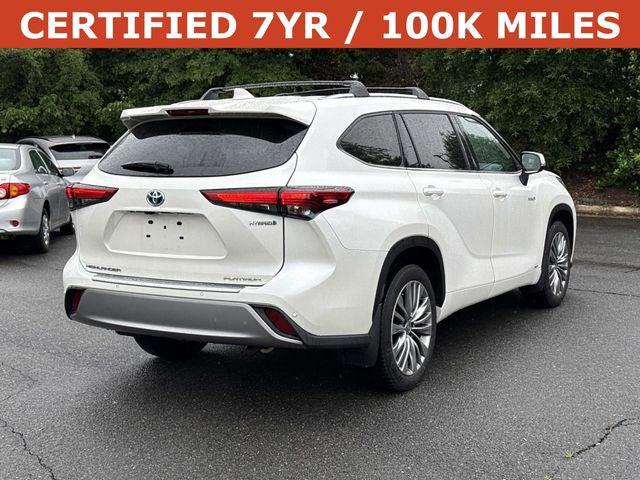 2021 Toyota Highlander Hybrid Platinum