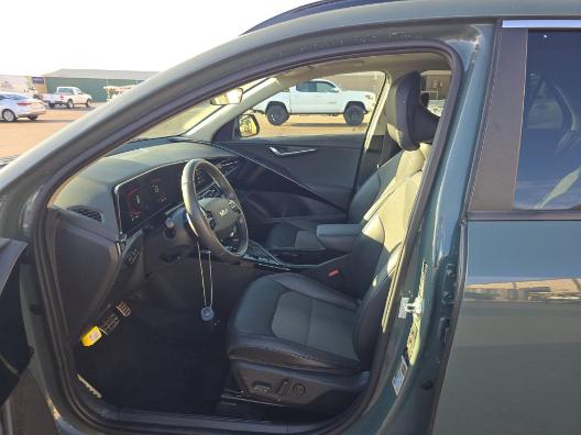 2023 Kia Niro EX Touring