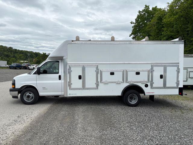 2026 GMC Savana Cutaway 4500 Van