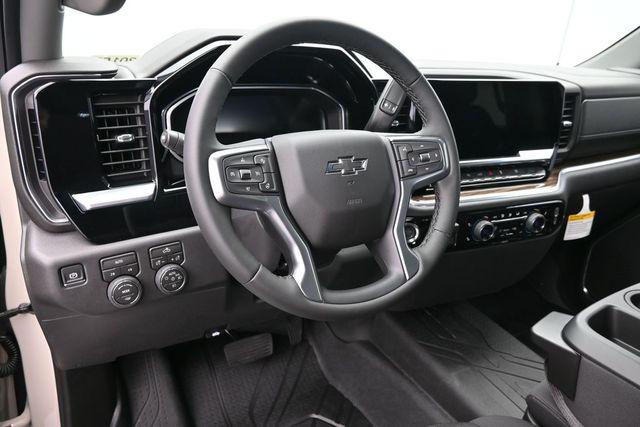 2026 Chevrolet Silverado 1500 4WD Crew Cab Short Bed RST