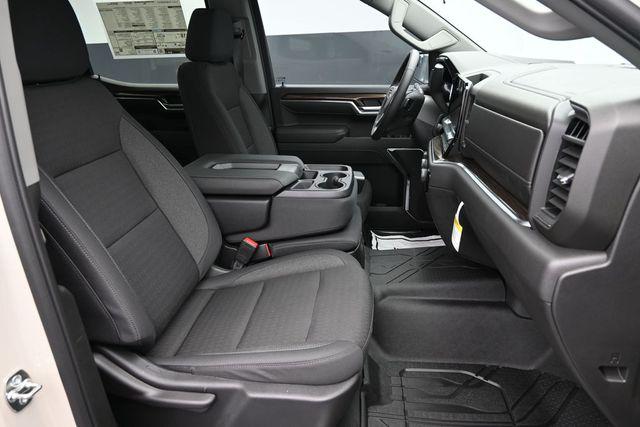 2026 Chevrolet Silverado 1500 4WD Crew Cab Short Bed RST