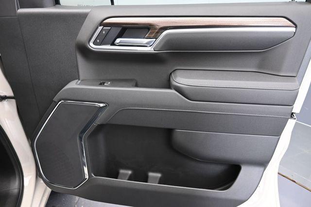 2026 Chevrolet Silverado 1500 4WD Crew Cab Short Bed RST
